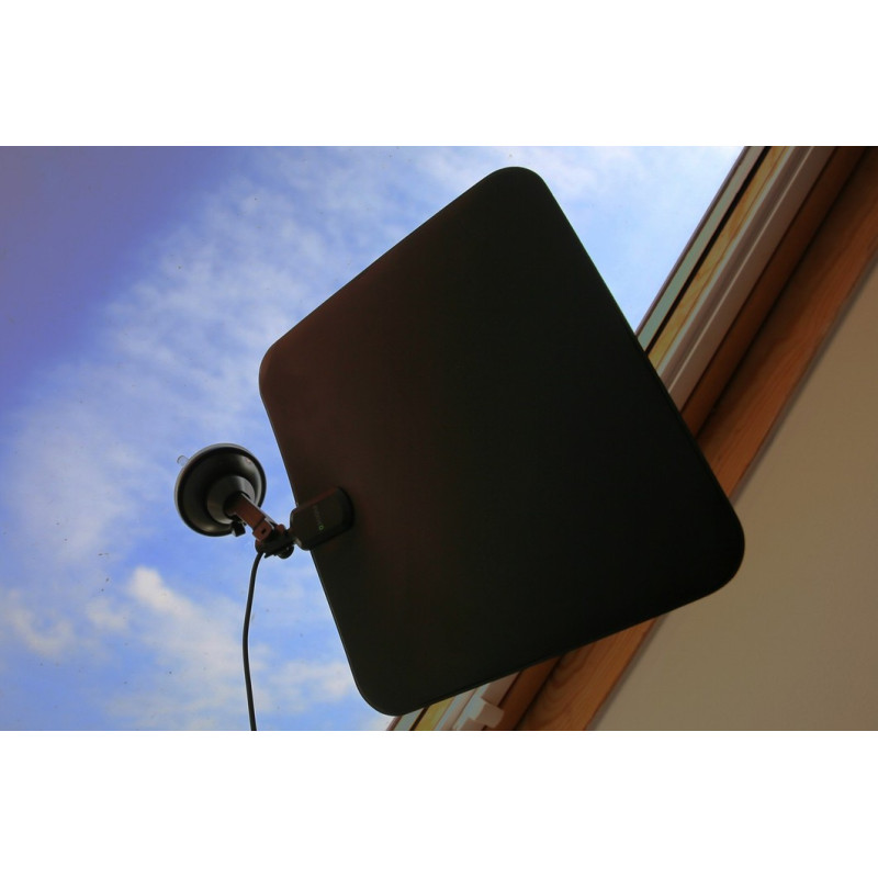 EVOLVEO Xany 2C LTE 230/5V, aktívna pokojová anténa FM/DAB+/DVB-T/T2, filter LTE
