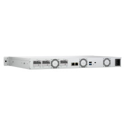 QNAP TS-h765eU-8G (4core 3,4 GHz, 8 GB RAM, 4x SATA, 3x E1.S/M.2, 2x 2,5GbE, vol. 10GbE, malá hĺbka)