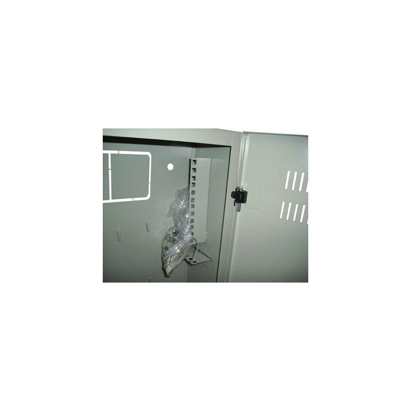 Datacom 19'' rozvádzač 4U+2U/150mm plech.dvere