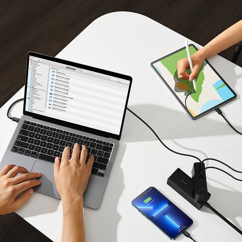 NONAME - Baseus CCGP100201 GaN5 Pro Fast Nabíjačka USB + 2xUSB-C 140W Black