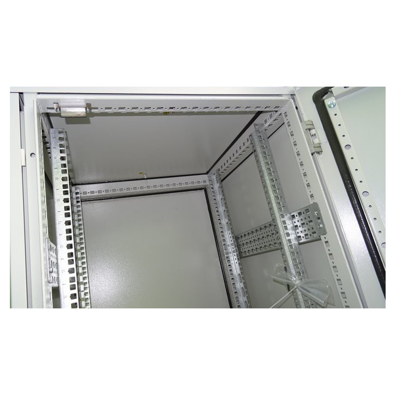 OEM - 19'' vonkajší rozvádzač IP55 30U/600mm plech.dvere, 3-bod.zámok