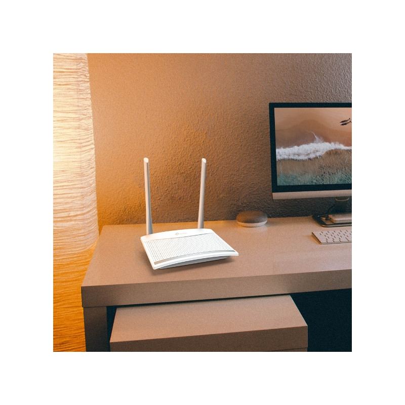 TP-Link TL-WR820N 300 Mbps Wireless N Router, 3x10/100 RJ45, rodičovská kontrola, 2x5dBi anténa