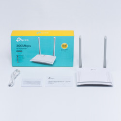 TP-Link TL-WR820N 300 Mbps Wireless N Router, 3x10/100 RJ45, rodičovská kontrola, 2x5dBi anténa
