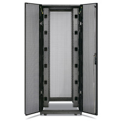 APC - Netshelter SX 42Ux750x1070mm wl sides, black