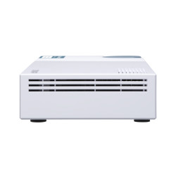 QNAP riadený switch QSW-M408S (12portov: 8x Gigabit port + 4x 10G SFP+ porty)