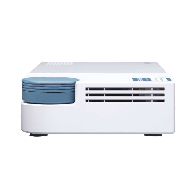 QNAP riadený switch QSW-M408S (12portov: 8x Gigabit port + 4x 10G SFP+ porty)