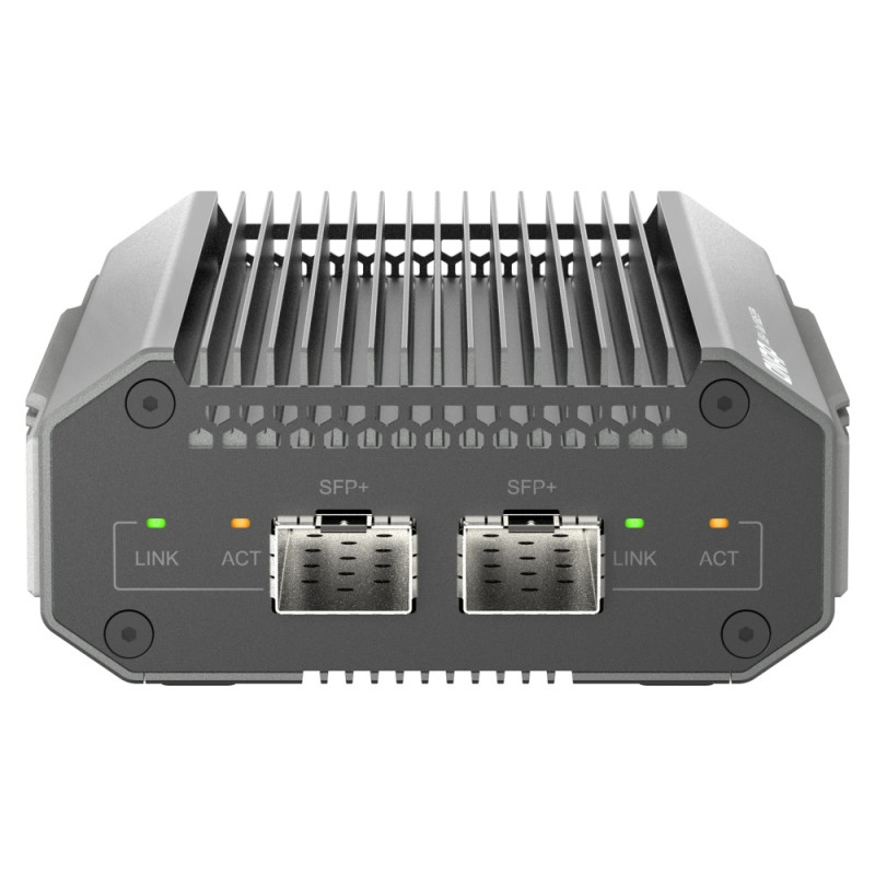 QNAP QNA-UC10G1SF- adaptér USB-C 4 (podpora Thunderbolt 3 a 4) na 2x 10GbE SFP+ (pasívne chladenie)