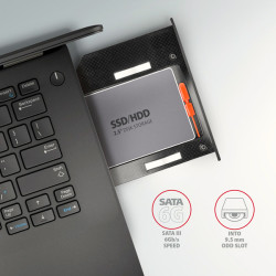 AXAGON RSS-CD09 rámček pre 2.5'' SSD/HDD do DVD slotu, 9.5 mm, LED, hliník