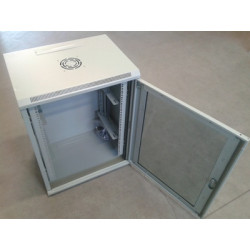 Datacom 19'' rozvádzač jednodielny 15U/hl.450mm