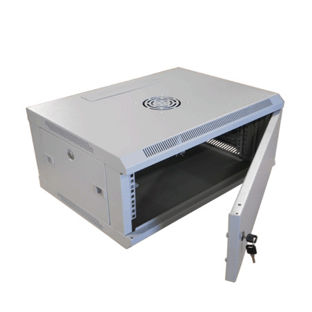 Datacom 19''rozv.jednodielny 4U/ hl.450mm plechové dvere