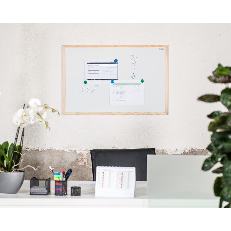 Magnetická tabuľa AVELI 90x60 cm, drevený rám