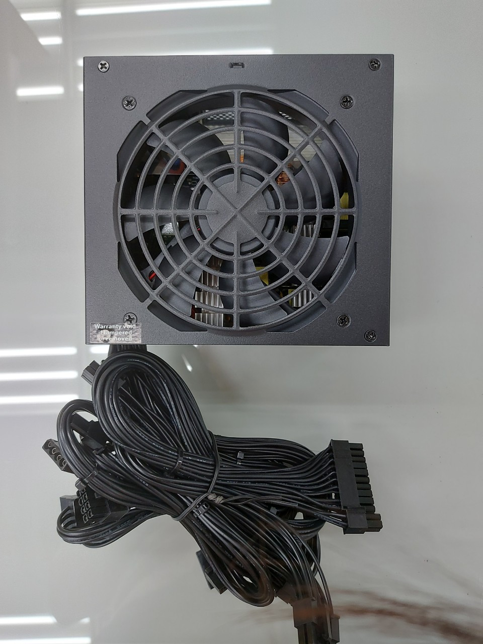 In-Win zdroj B65E 650W Bronze