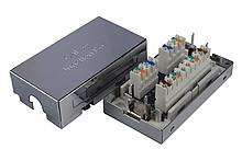 SpojovacÃ­ box CAT5E STP 8p8c LSA+/Krone